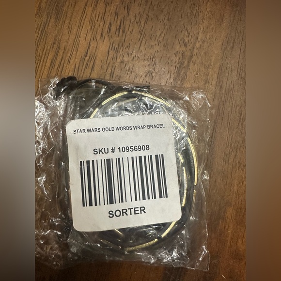 Star Wars A new hope crawl leather wrap Bracelet NWT - Picture 4 of 7